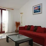 - Mulo 6155h * Vrsi